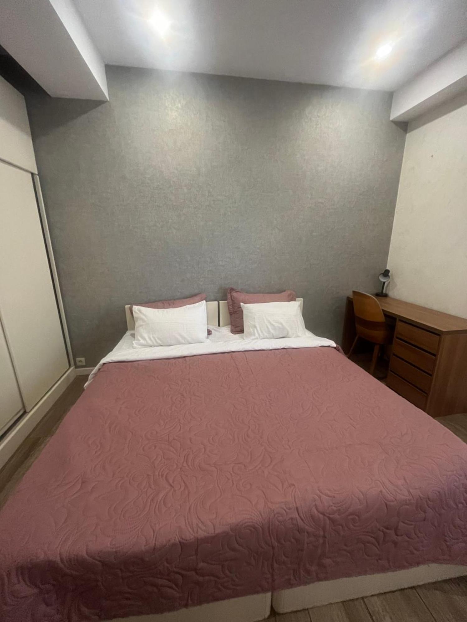 Panorama Khiliani Apartment Tbilisi Bagian luar foto