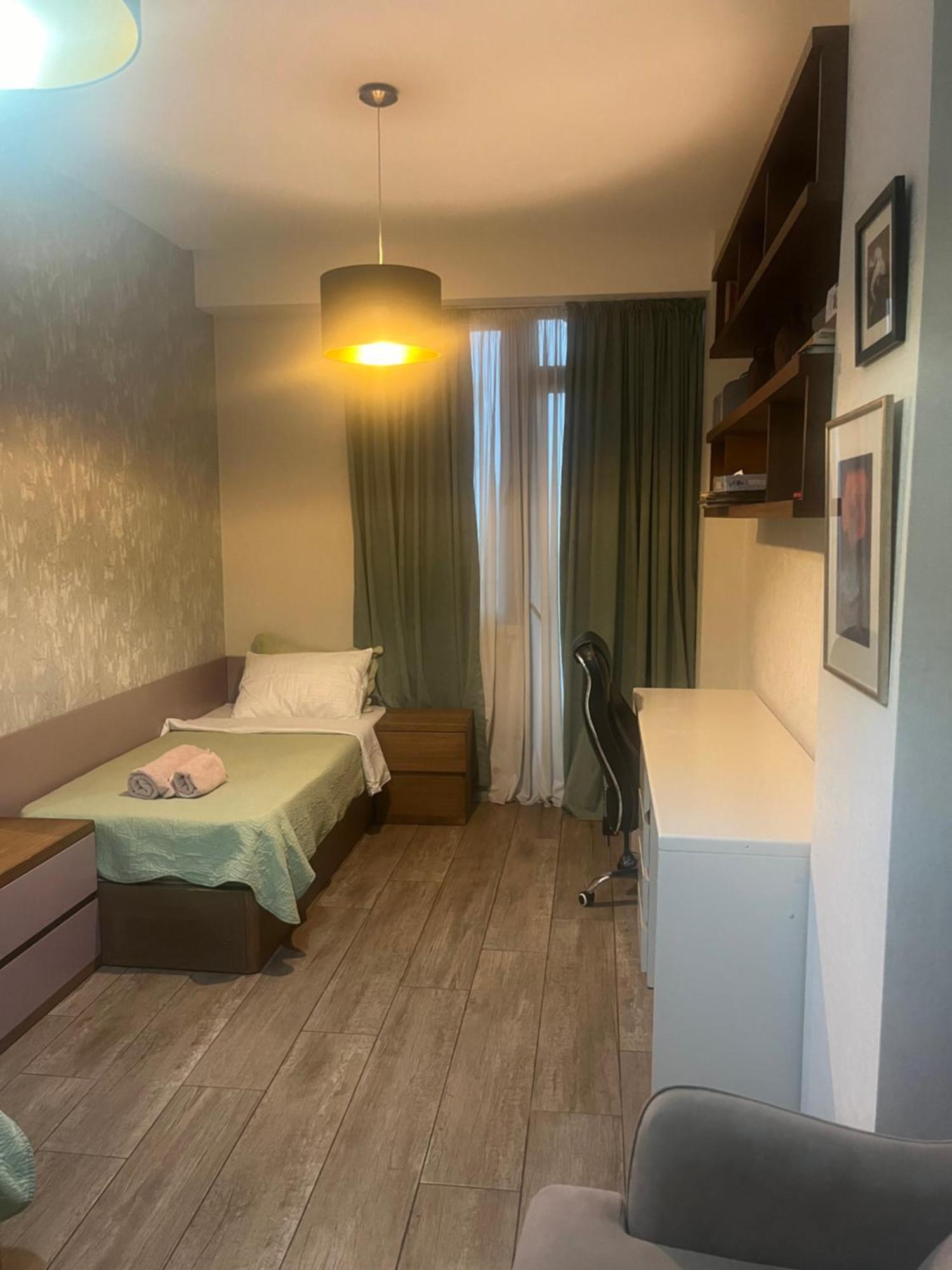 Panorama Khiliani Apartment Tbilisi Bagian luar foto