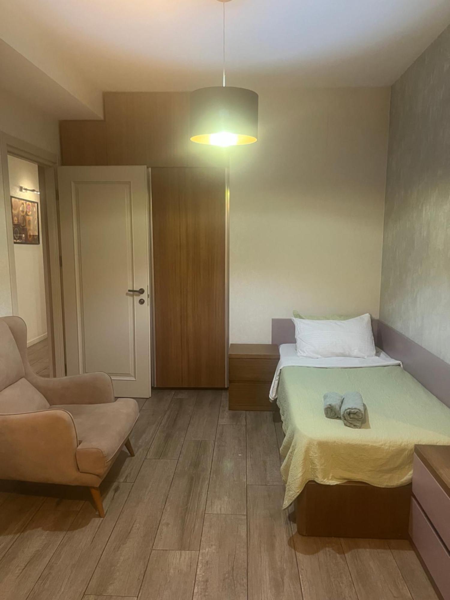 Panorama Khiliani Apartment Tbilisi Bagian luar foto