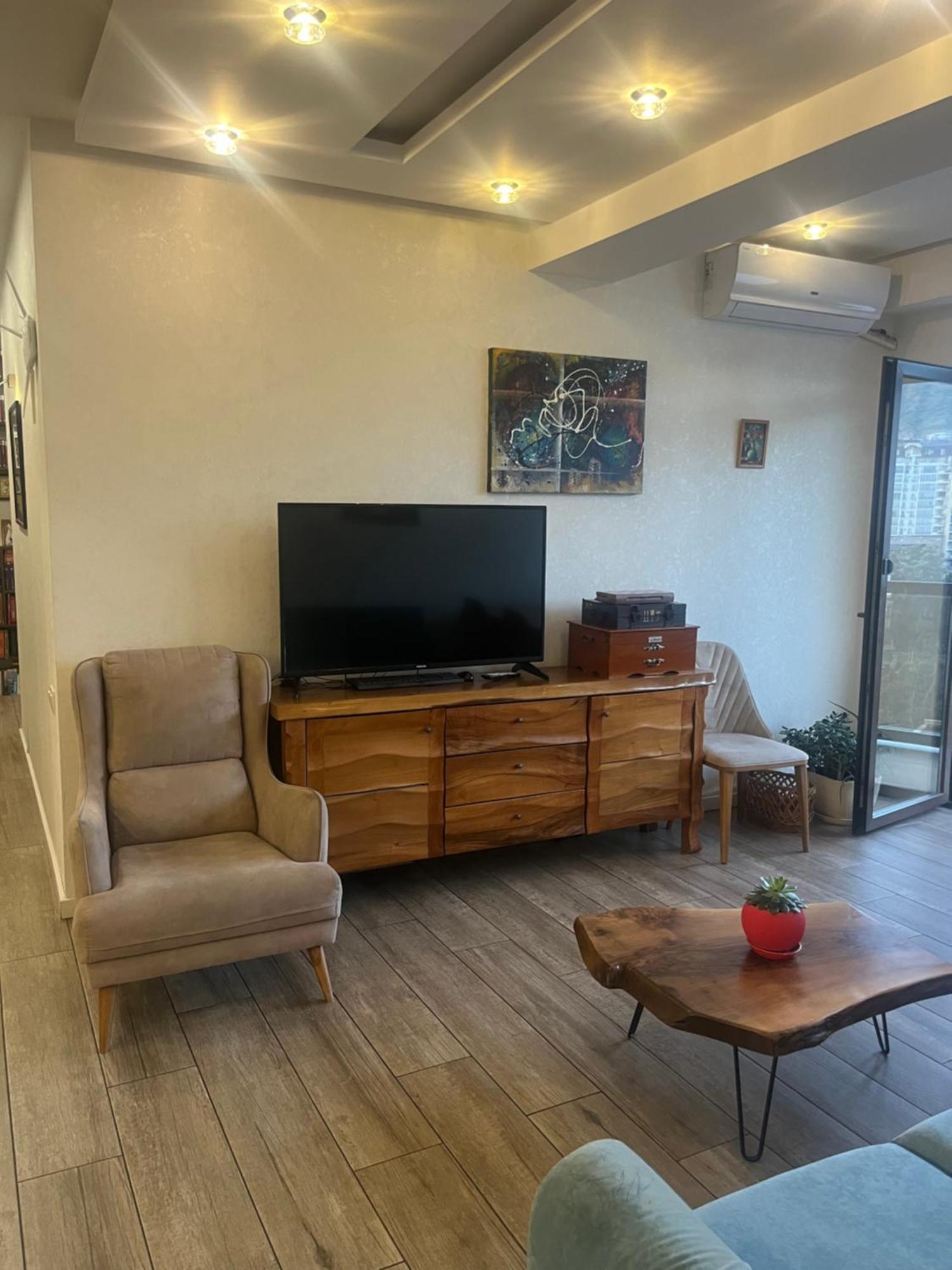 Panorama Khiliani Apartment Tbilisi Bagian luar foto