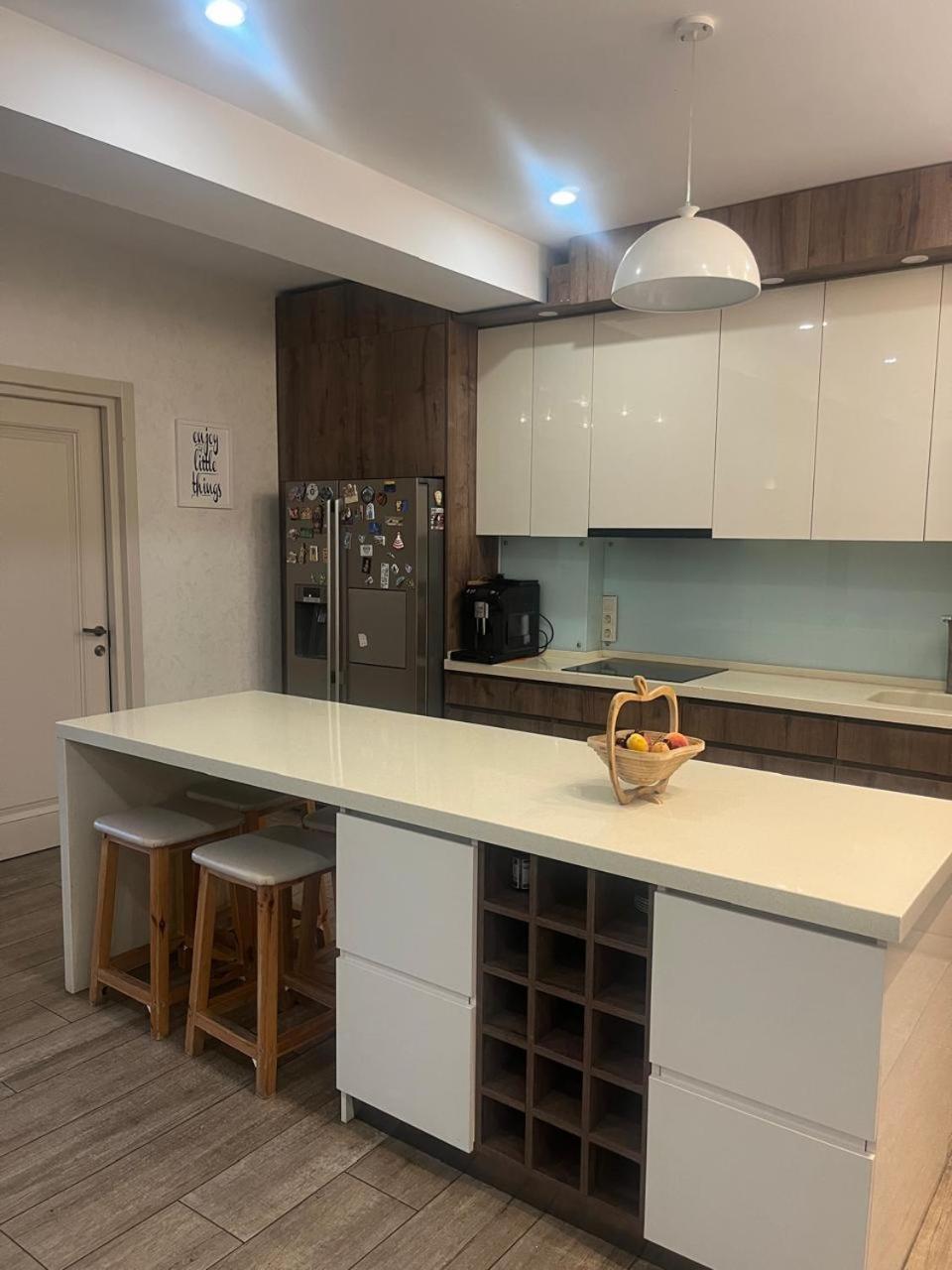 Panorama Khiliani Apartment Tbilisi Bagian luar foto